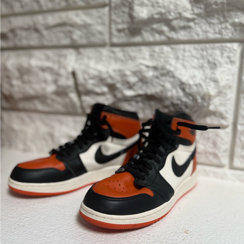 Nike Air Jordan’s - Like New Boys Size 5.5